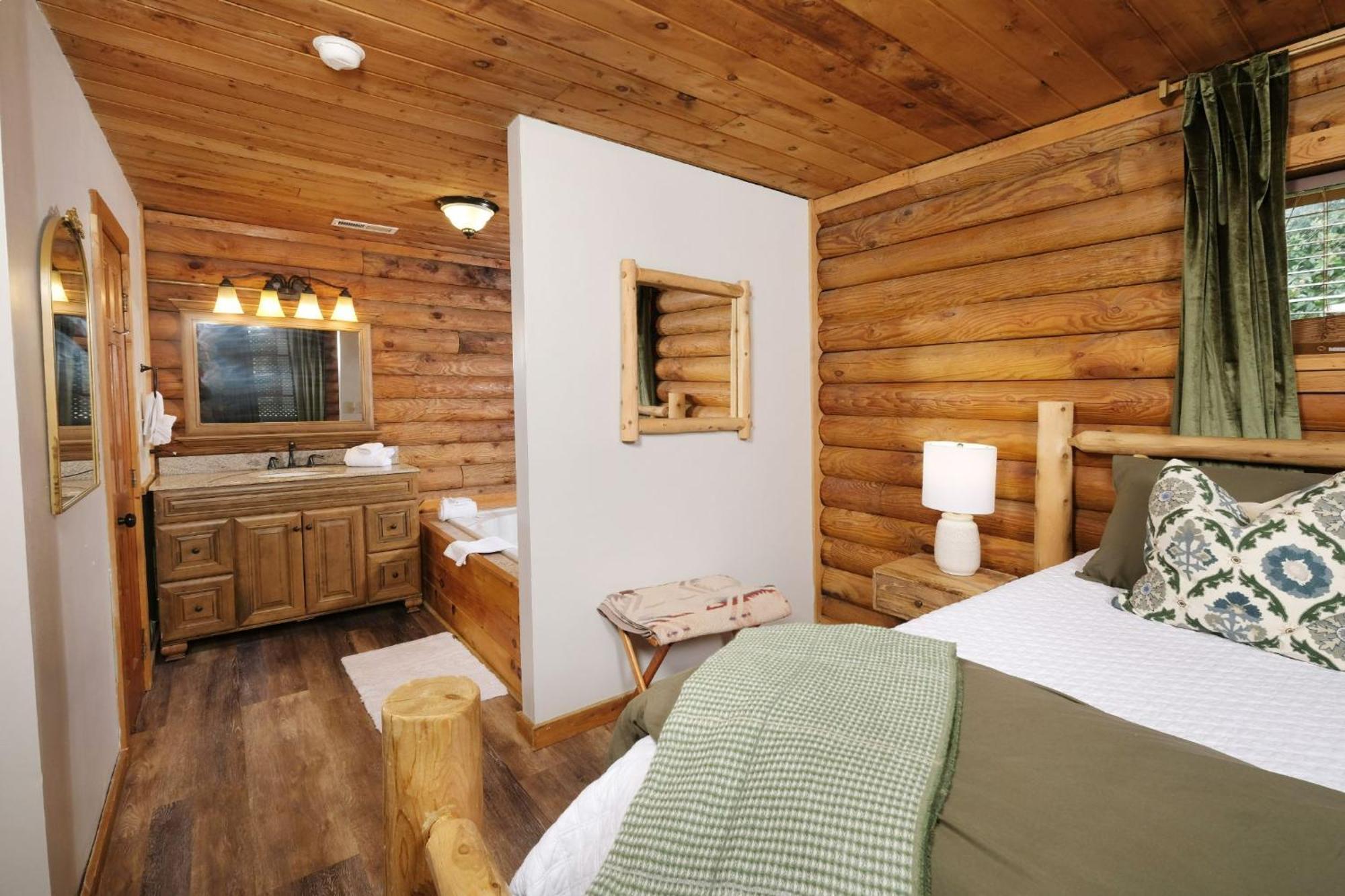 Grove Creek Cabin Gatlinburg Eksteriør billede